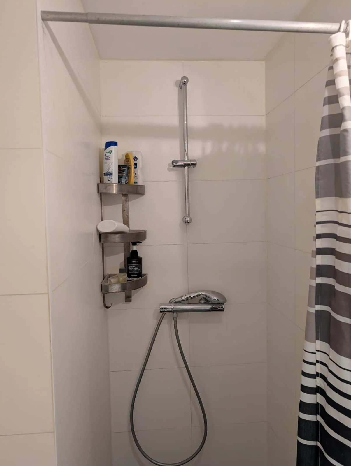 Foto van de Kamer gelegen aan de Bethaniendwarsstraat in Amsterdam