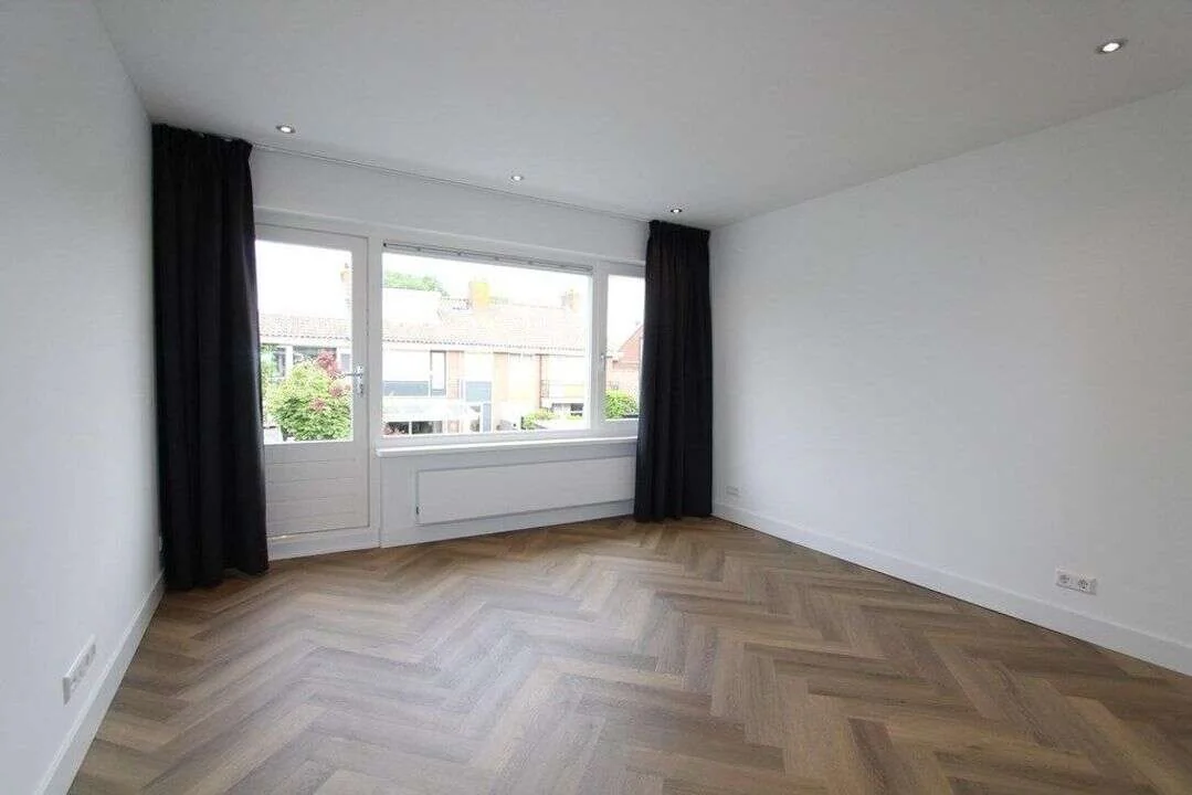 Foto van de Appartement gelegen aan de Van Weerden Poelmanlaan in Amstelveen