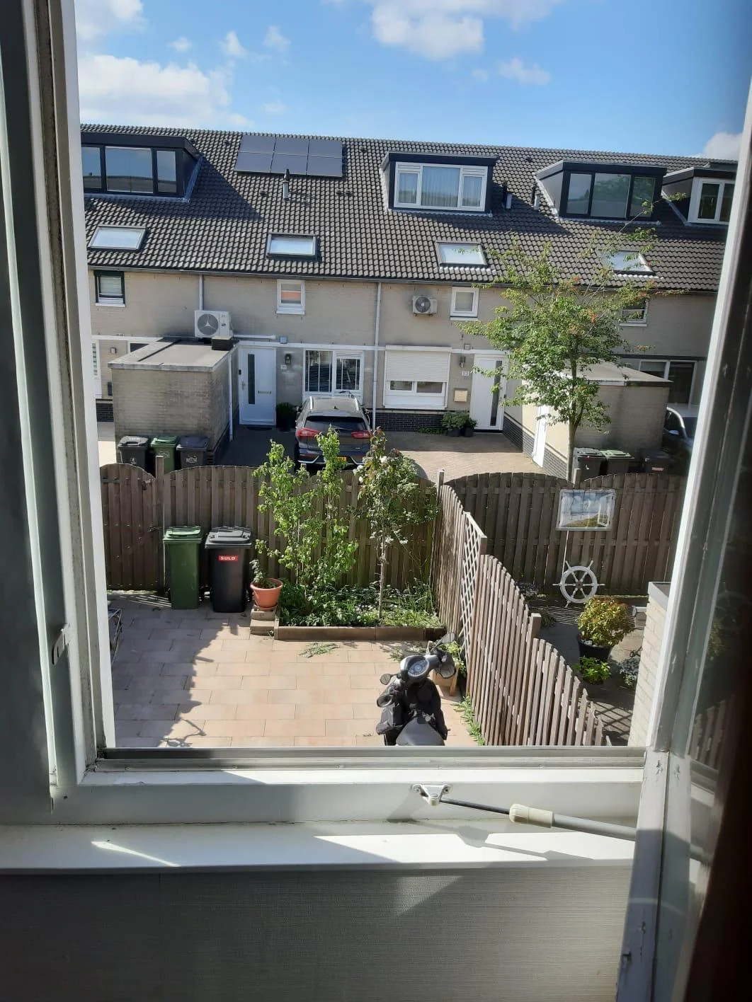 Foto van de Kamer gelegen aan de J.G. Suurhoffstraat in Amsterdam