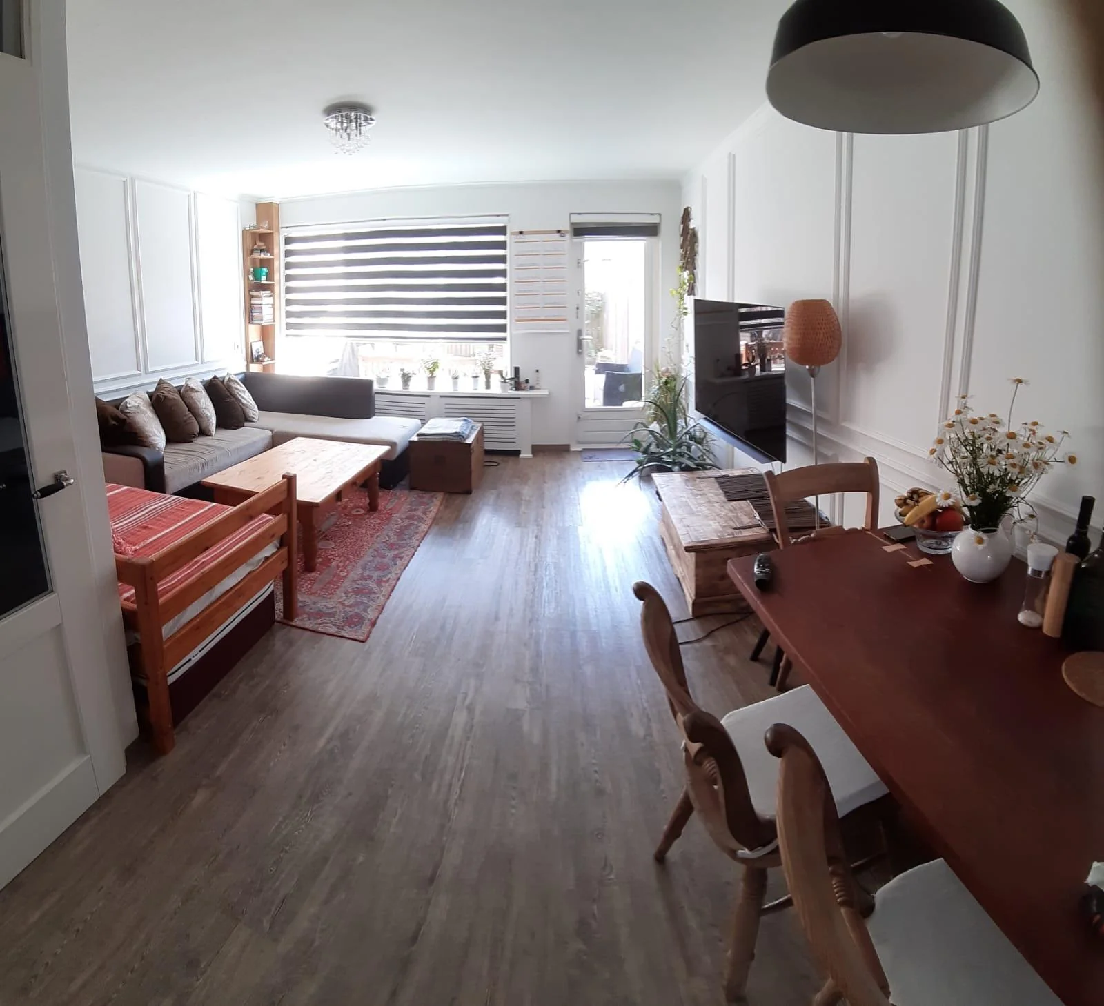 Foto van de Kamer gelegen aan de J.G. Suurhoffstraat in Amsterdam