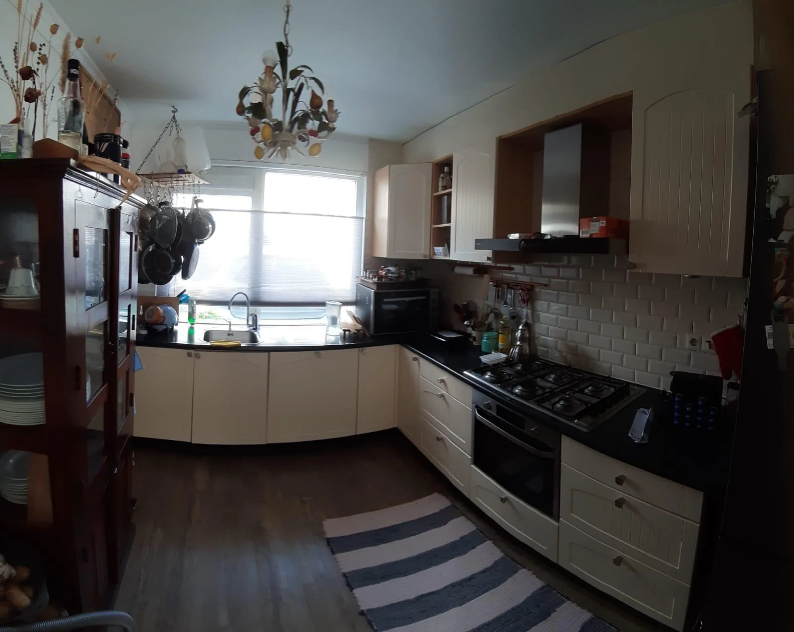 Foto van de Kamer gelegen aan de J.G. Suurhoffstraat in Amsterdam