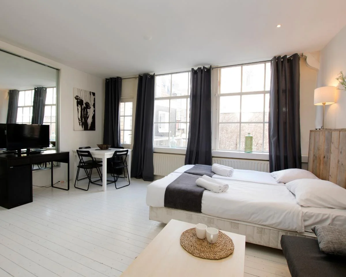 Foto van de Kamer gelegen aan de Buiten Brouwersstraat in Amsterdam