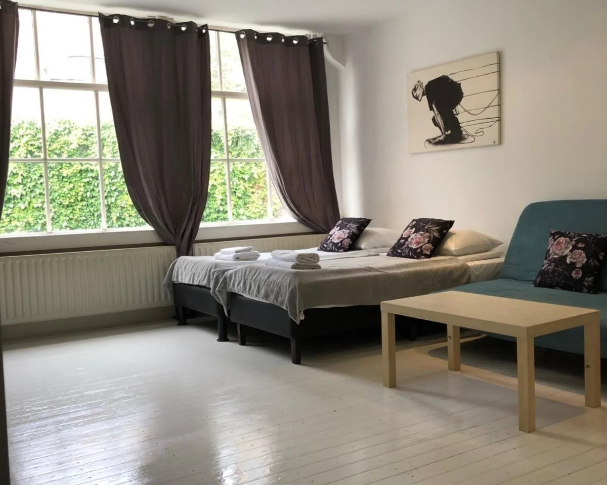 Foto van de Kamer gelegen aan de Buiten Brouwersstraat in Amsterdam