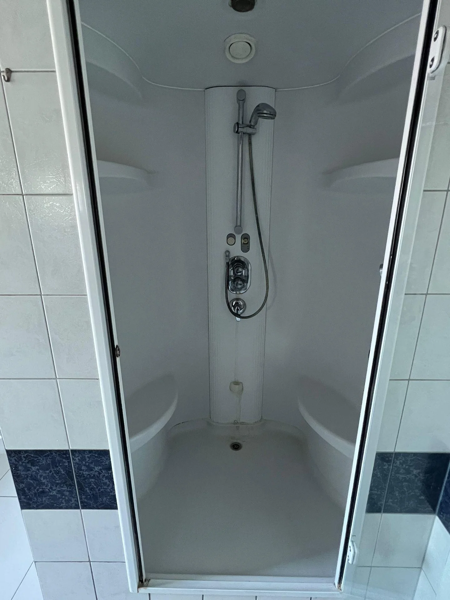 Foto van de Kamer gelegen aan de Van de Coulsterstraat in Tilburg