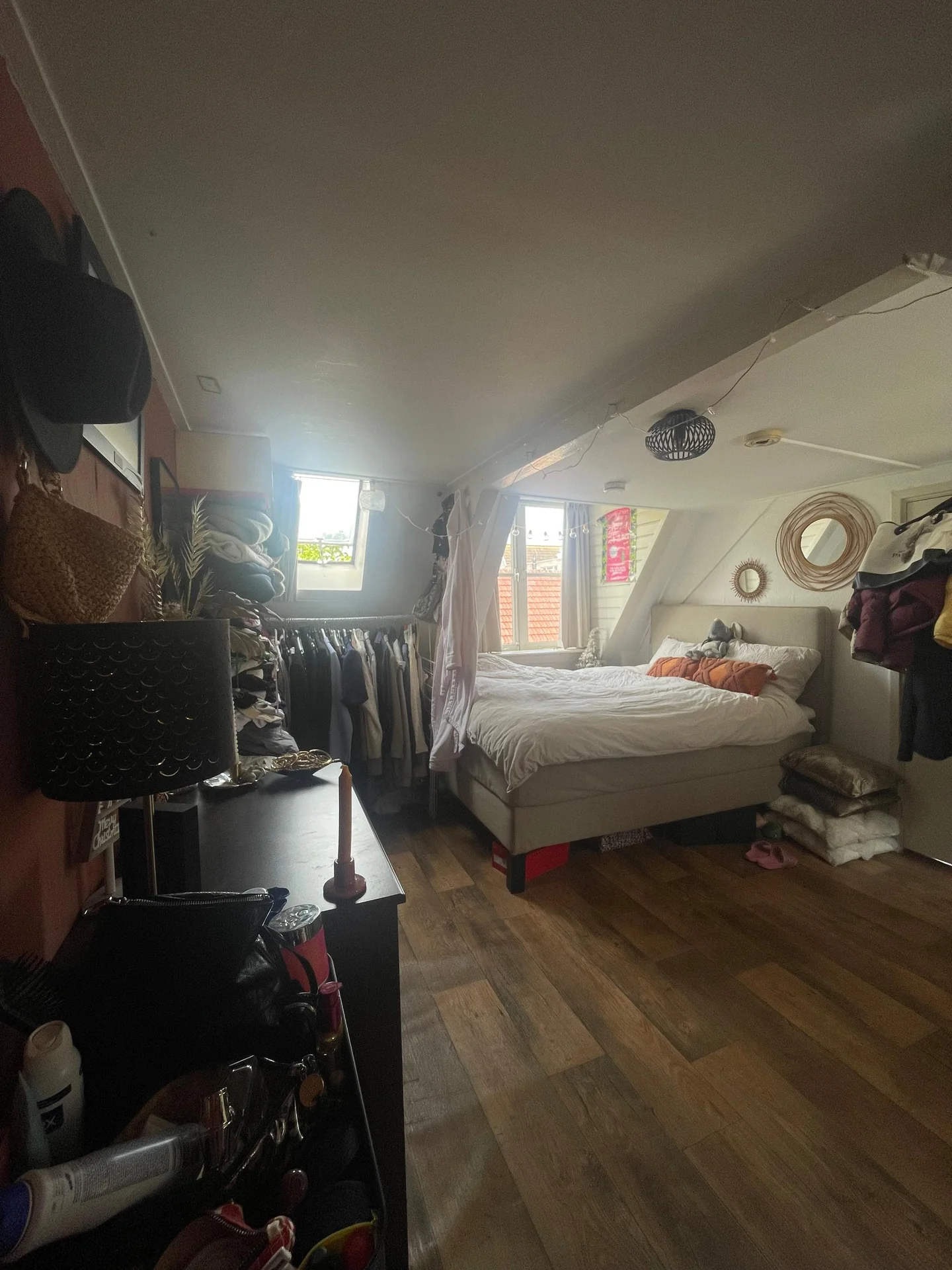 Foto van de Kamer gelegen aan de Herengracht in Leiden