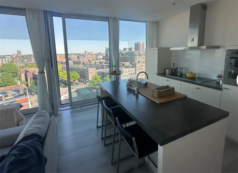 Foto van de Appartement gelegen aan de Halvemaanpassage in Rotterdam