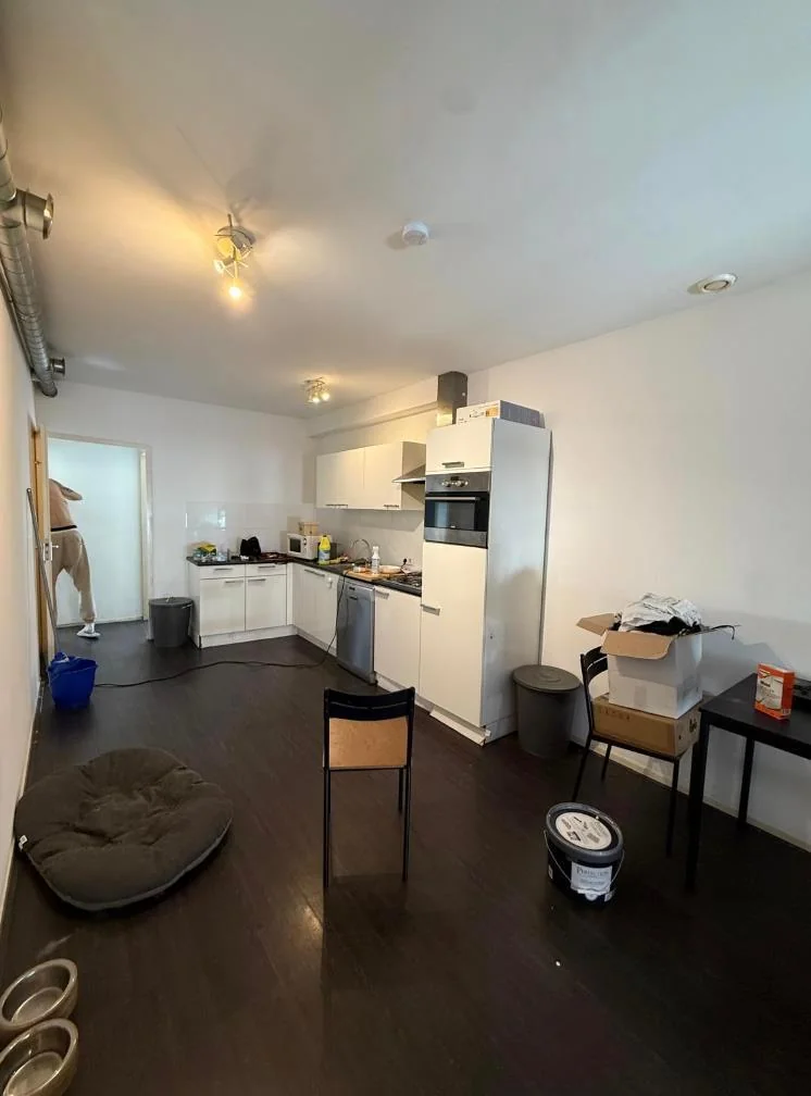 Foto van de Kamer gelegen aan de Lange Leidsedwarsstraat in Amsterdam