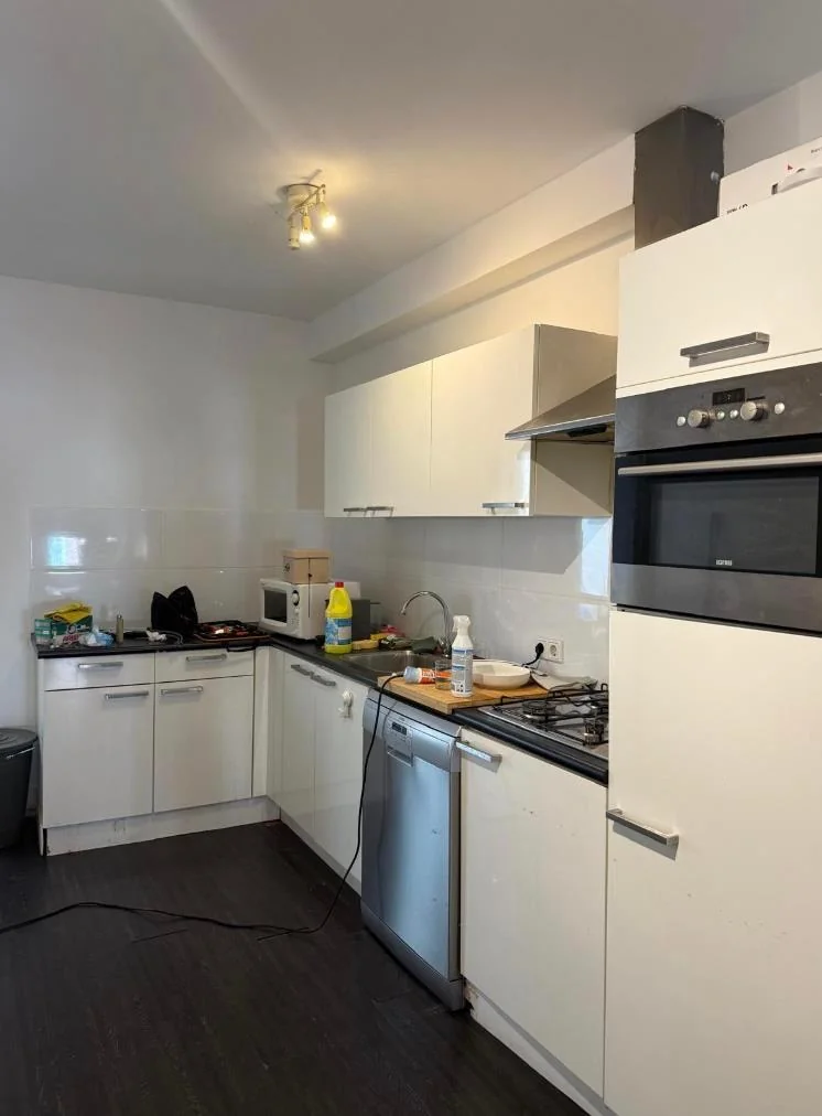 Foto van de Kamer gelegen aan de Lange Leidsedwarsstraat in Amsterdam