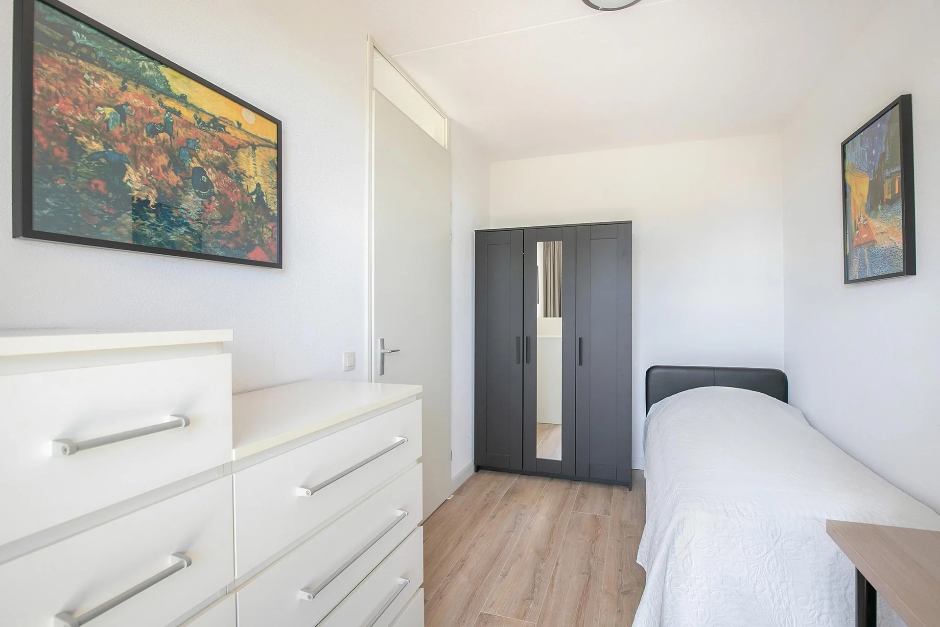 Foto van de Kamer gelegen aan de Buizerdhof in Capelle aan den IJssel