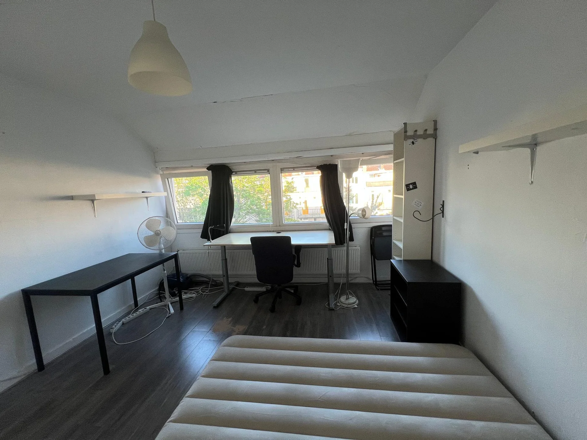 Foto van de Kamer gelegen aan de Libellenstraat in Rotterdam