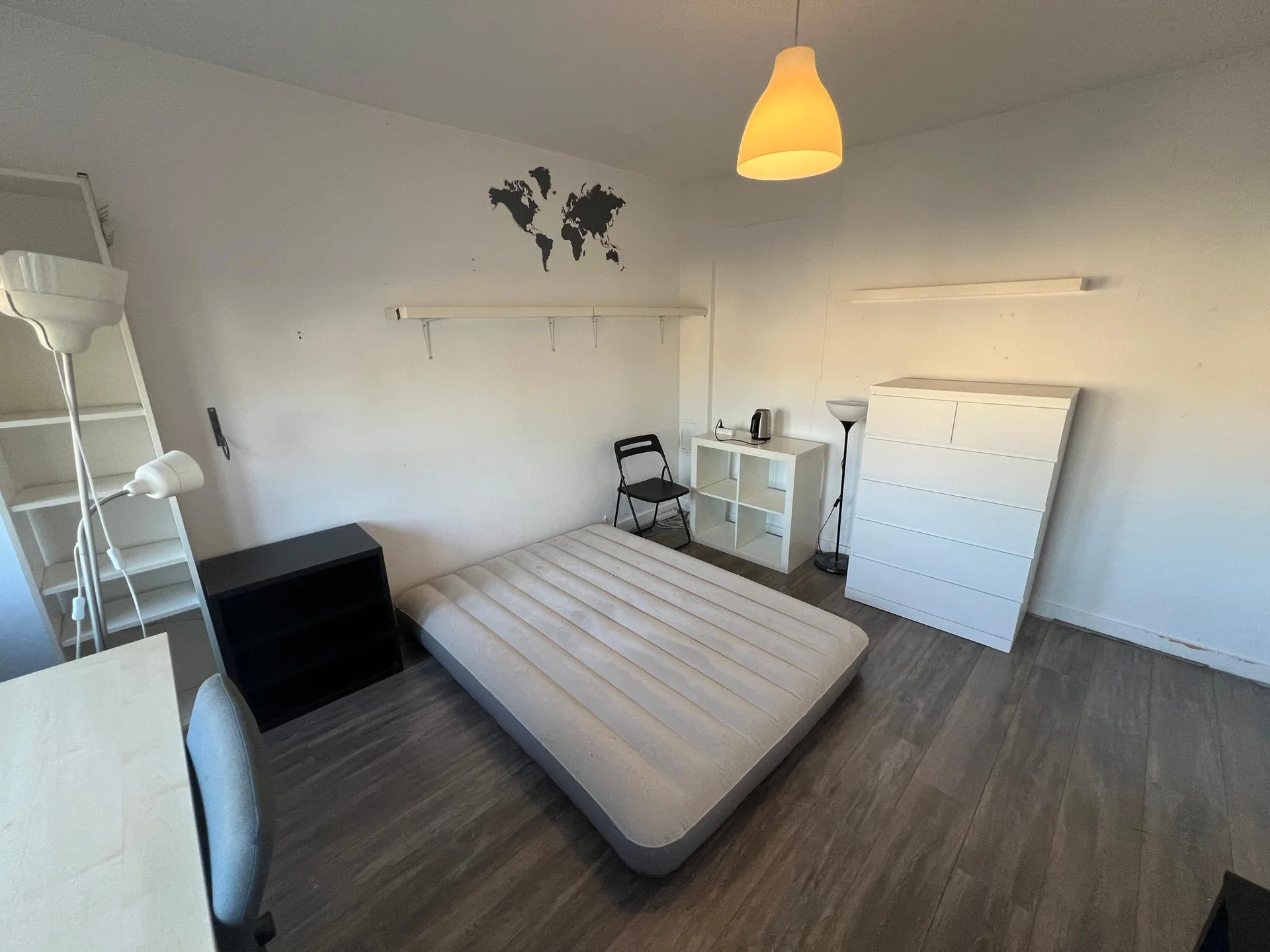 Foto van de Kamer gelegen aan de Libellenstraat in Rotterdam