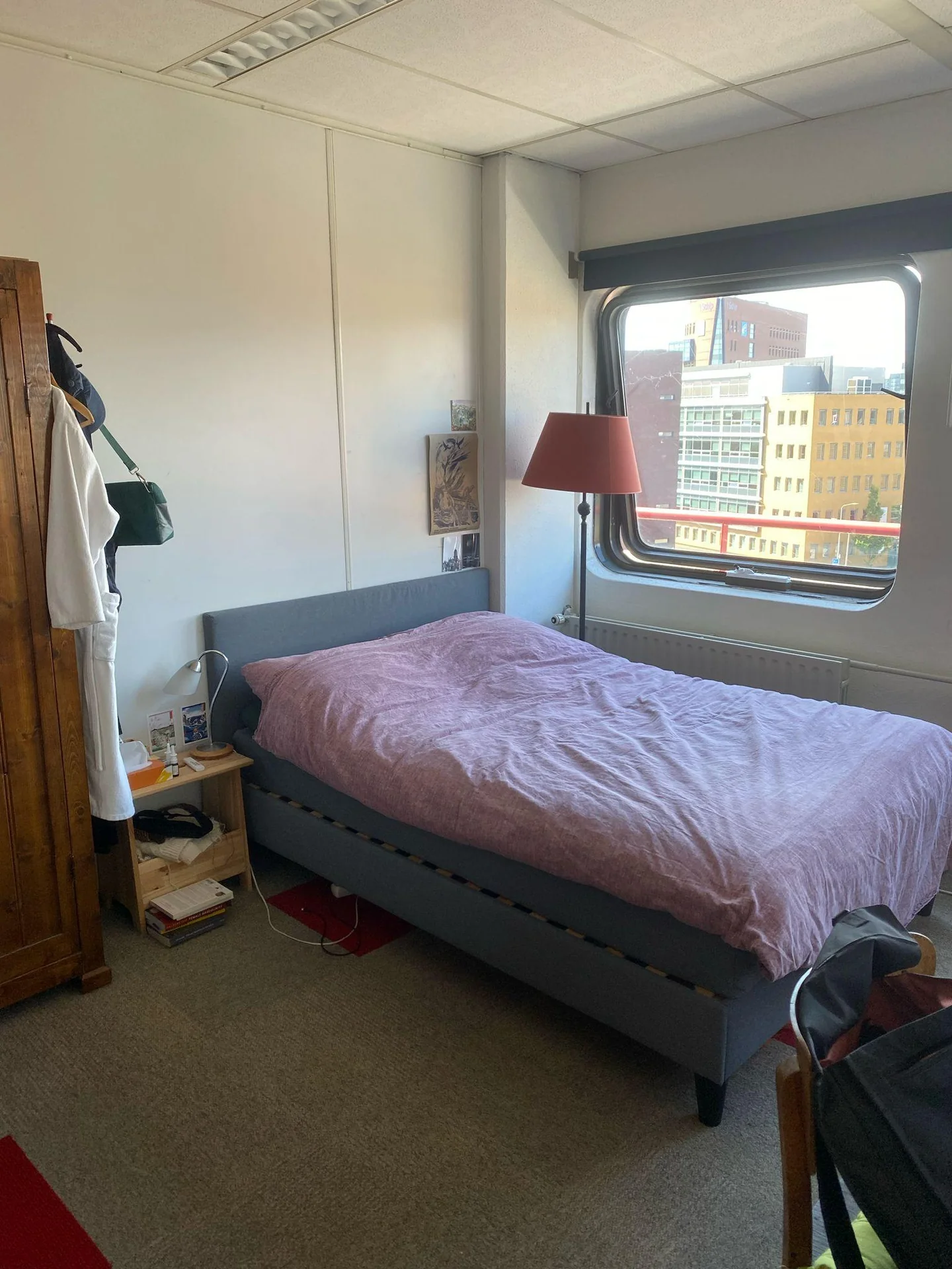 Foto van de Kamer gelegen aan de Leeghwaterplein in Den Haag