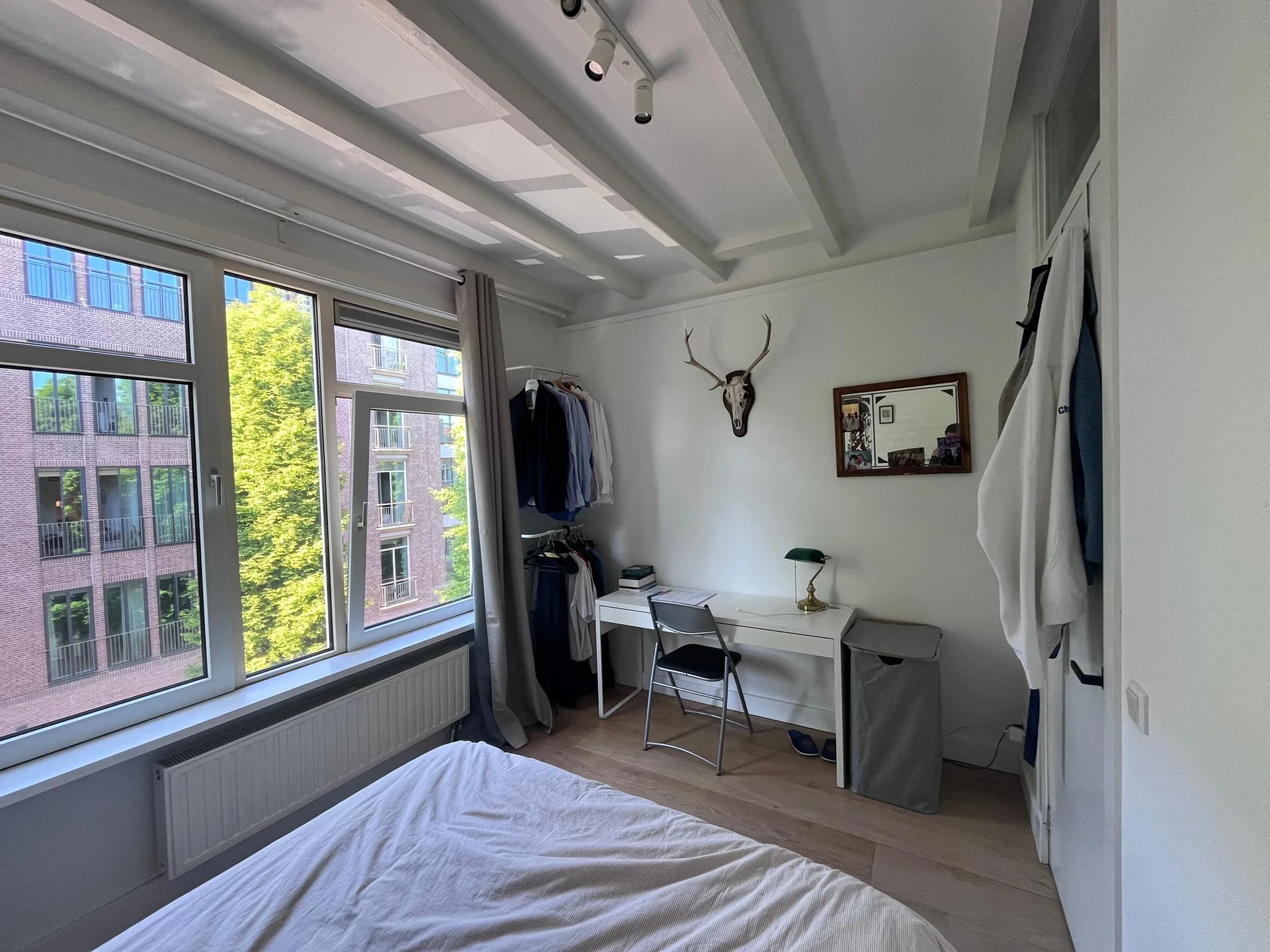 Foto van de Kamer gelegen aan de Karel du Jardinstraat in Amsterdam
