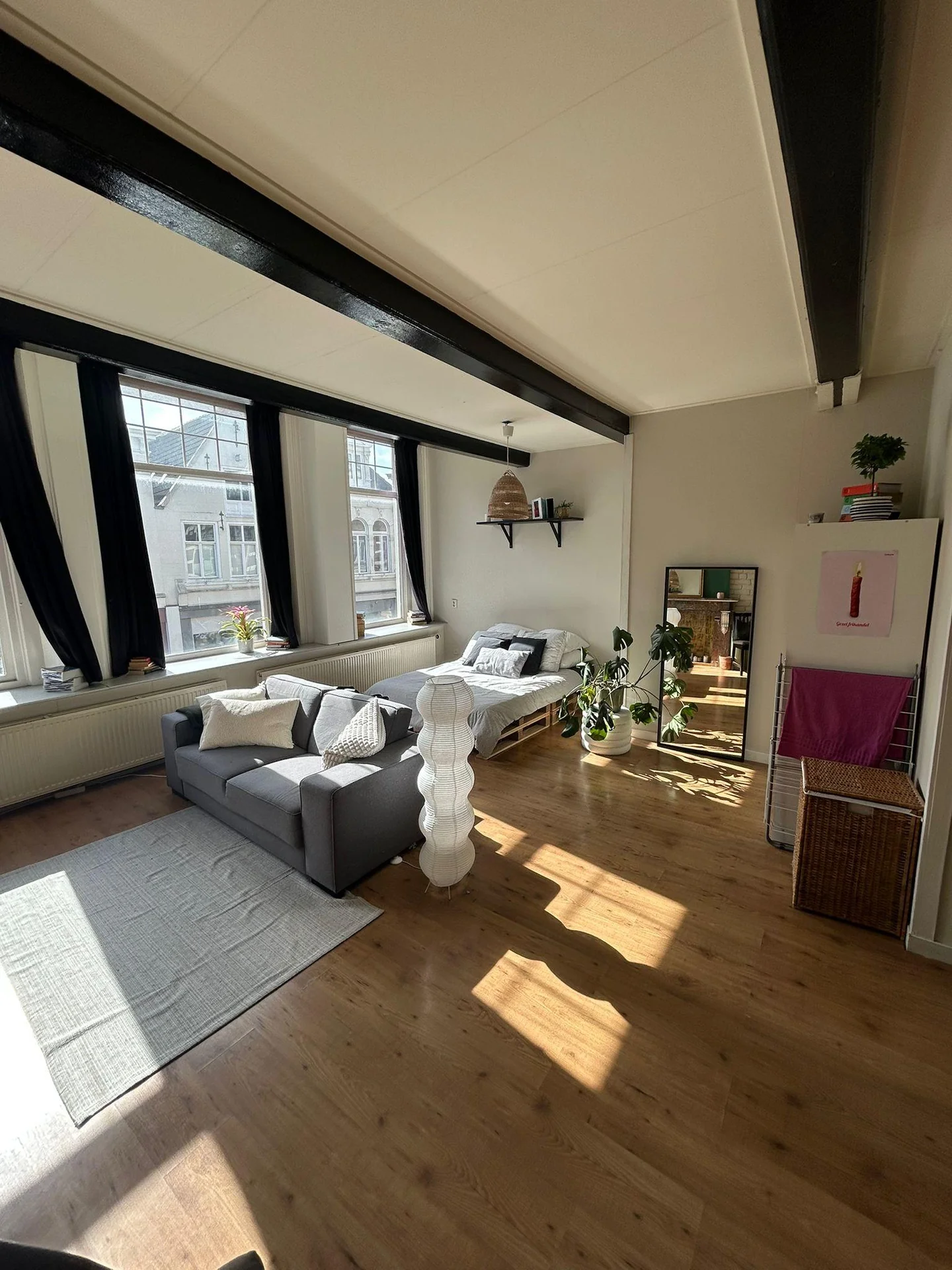 Foto van de Kamer gelegen aan de Oude Ebbingestraat in Groningen