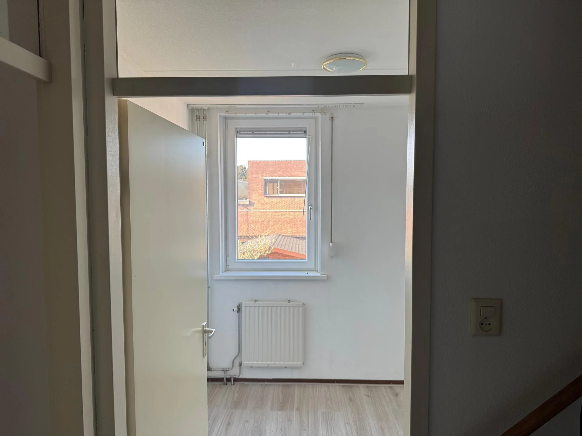 Foto van de Kamer gelegen aan de Abraham Kuijperstraat in Tilburg