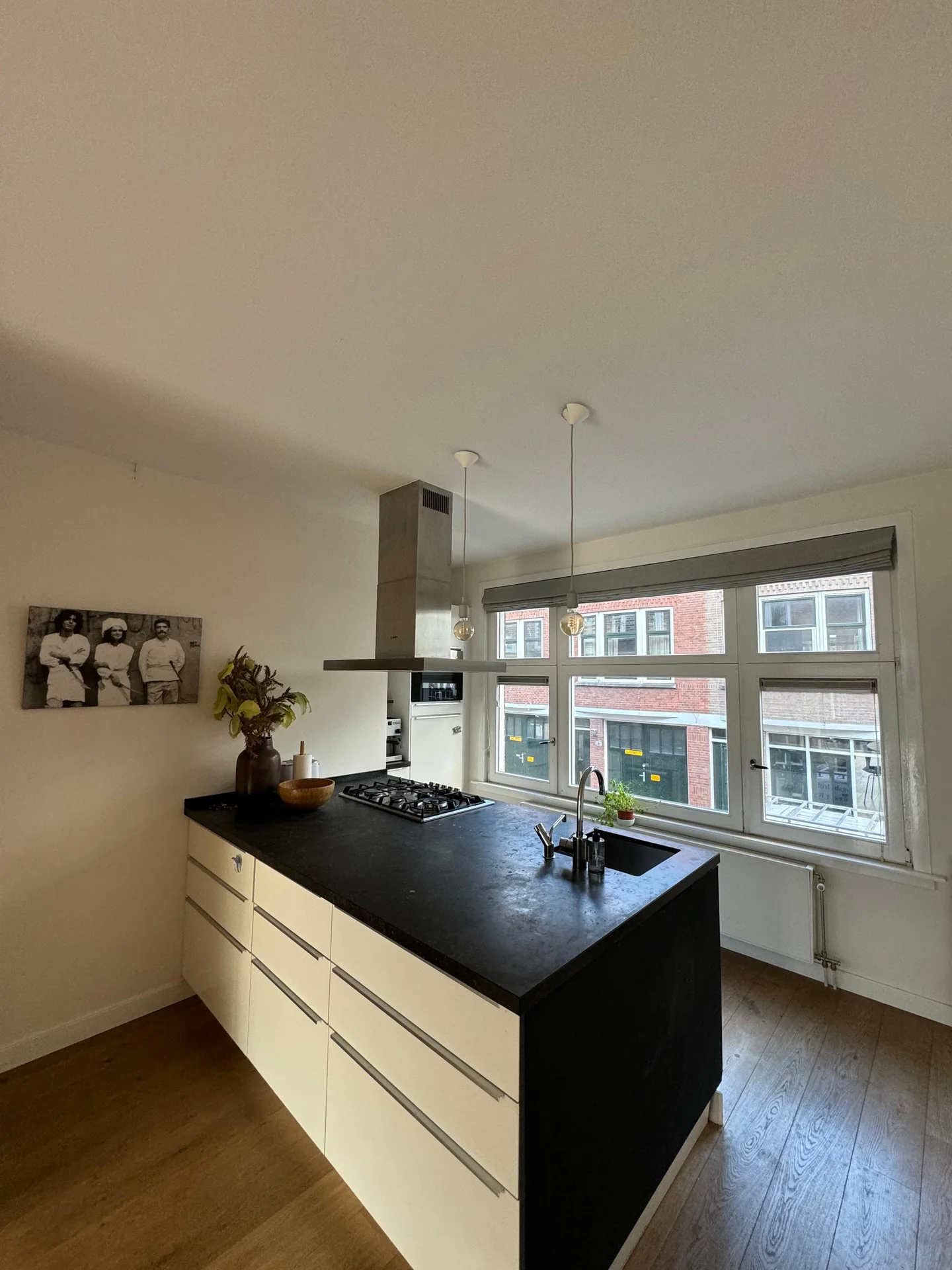 Foto van de Kamer gelegen aan de Waterloostraat in Rotterdam