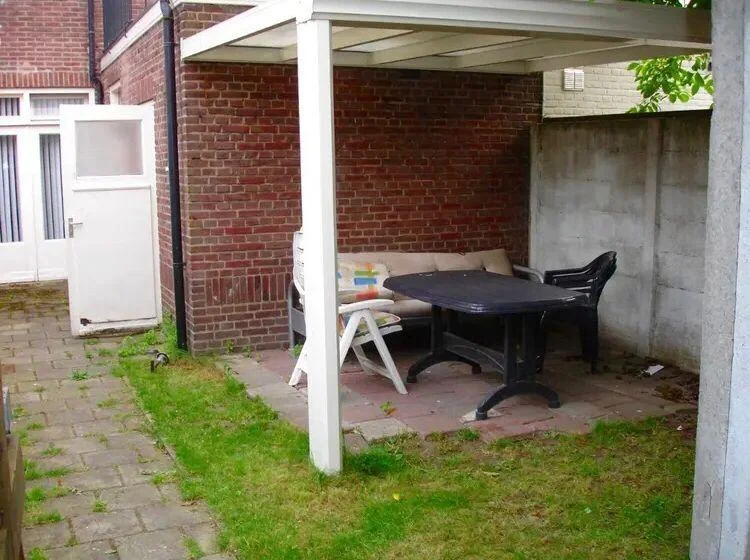 Foto van de Kamer gelegen aan de Bergen op Zoomstraat in Eindhoven