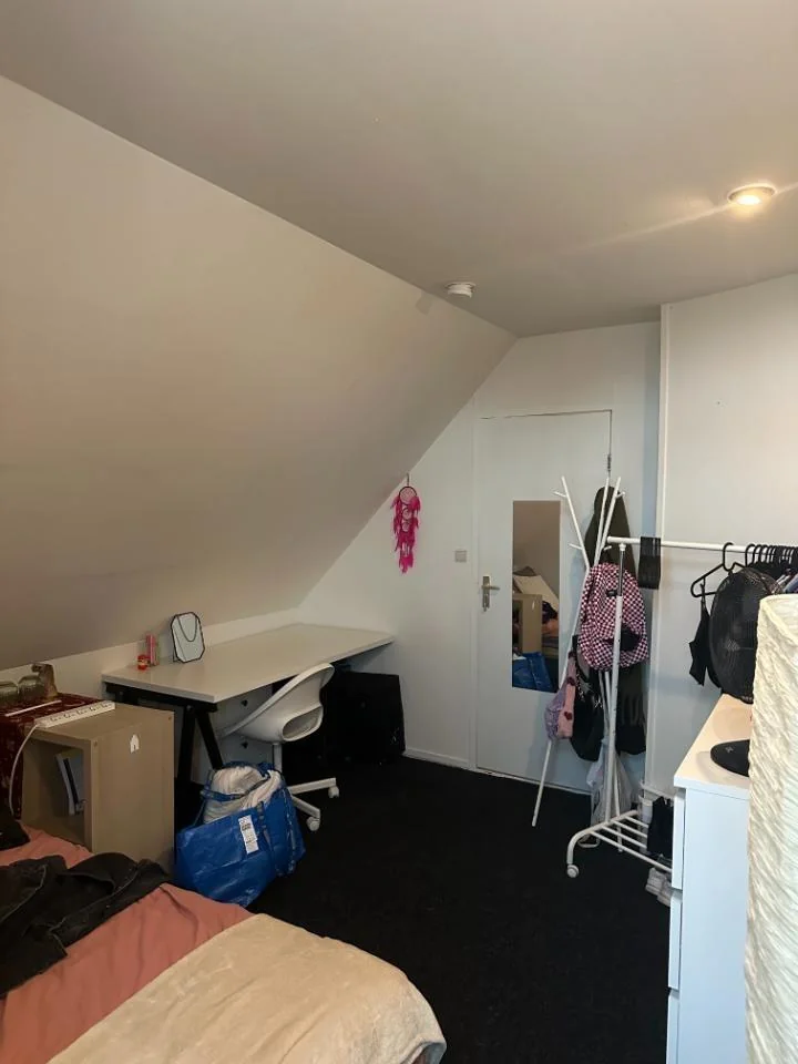 Foto van de Kamer gelegen aan de Folkingestraat in Groningen
