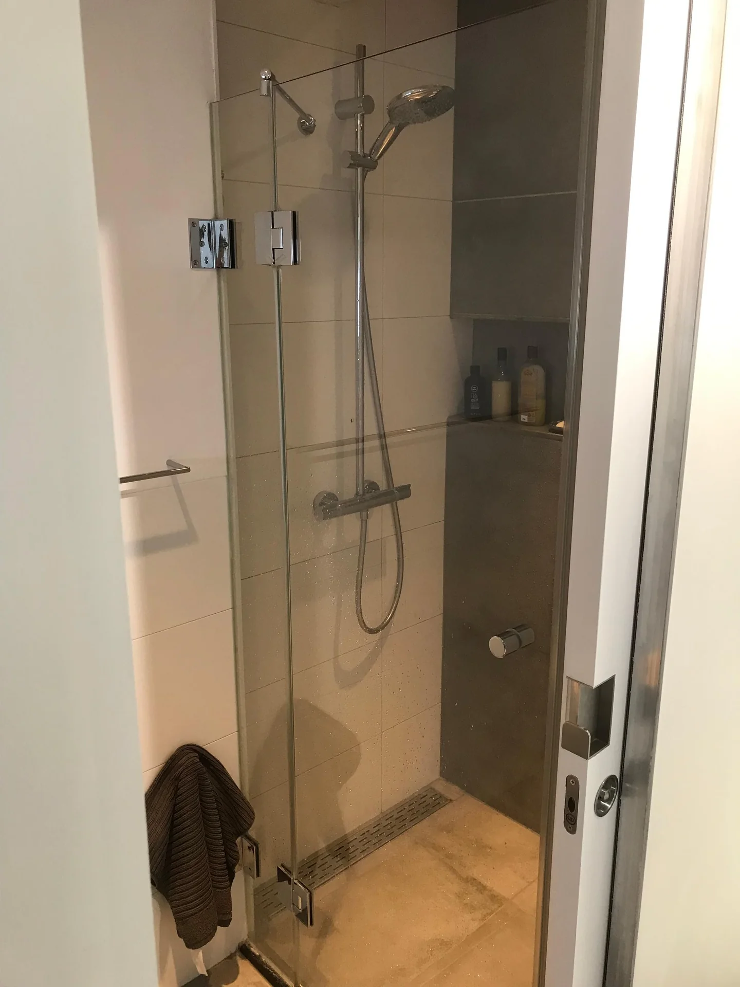 Foto van de Kamer gelegen aan de Groen van Prinstererstraat in Amsterdam