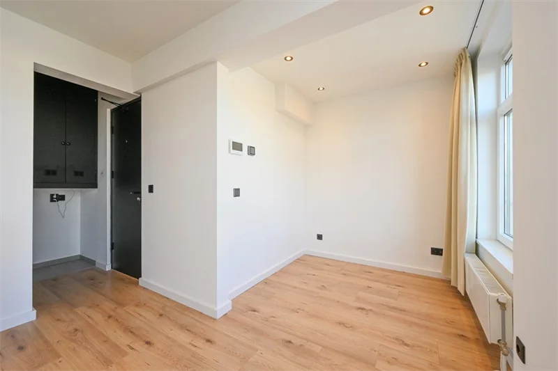 Foto van de Studio gelegen aan de V.'. Hoffplein in Schiedam