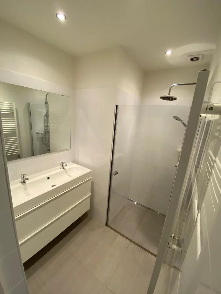 Foto van de Kamer gelegen aan de Hoog Buurlostraat in Den Haag
