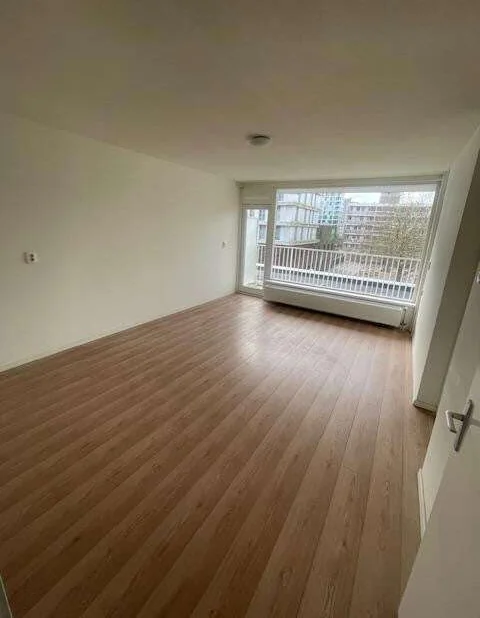 Foto van de Appartement gelegen aan de Delflandplein in Amsterdam