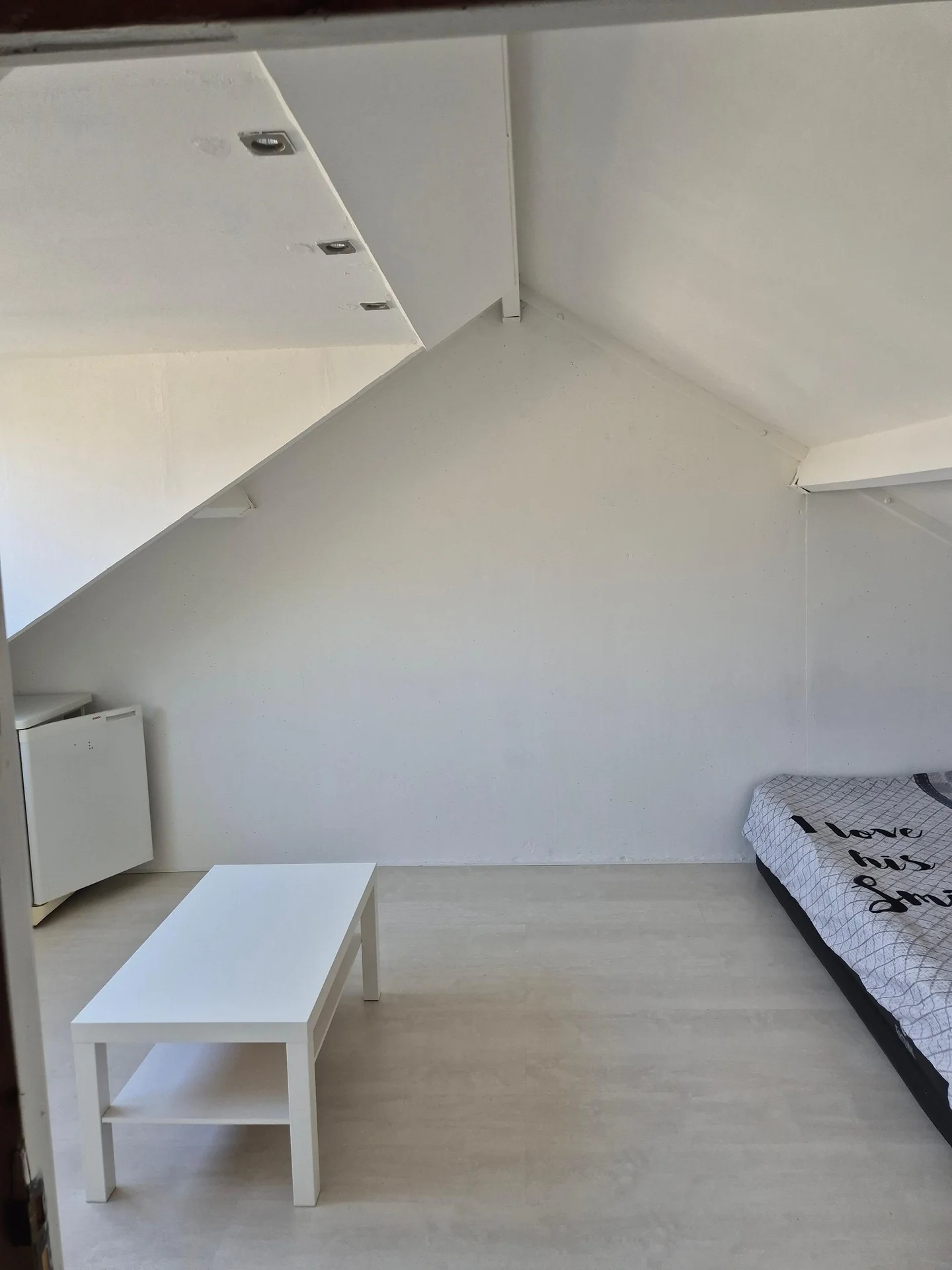 Foto van de Kamer gelegen aan de Snelleveldstraat in Amsterdam