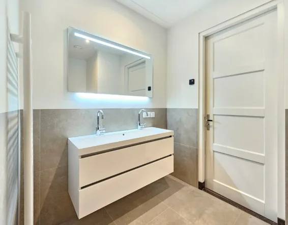Foto van de Appartement gelegen aan de Stadionkade in Amsterdam