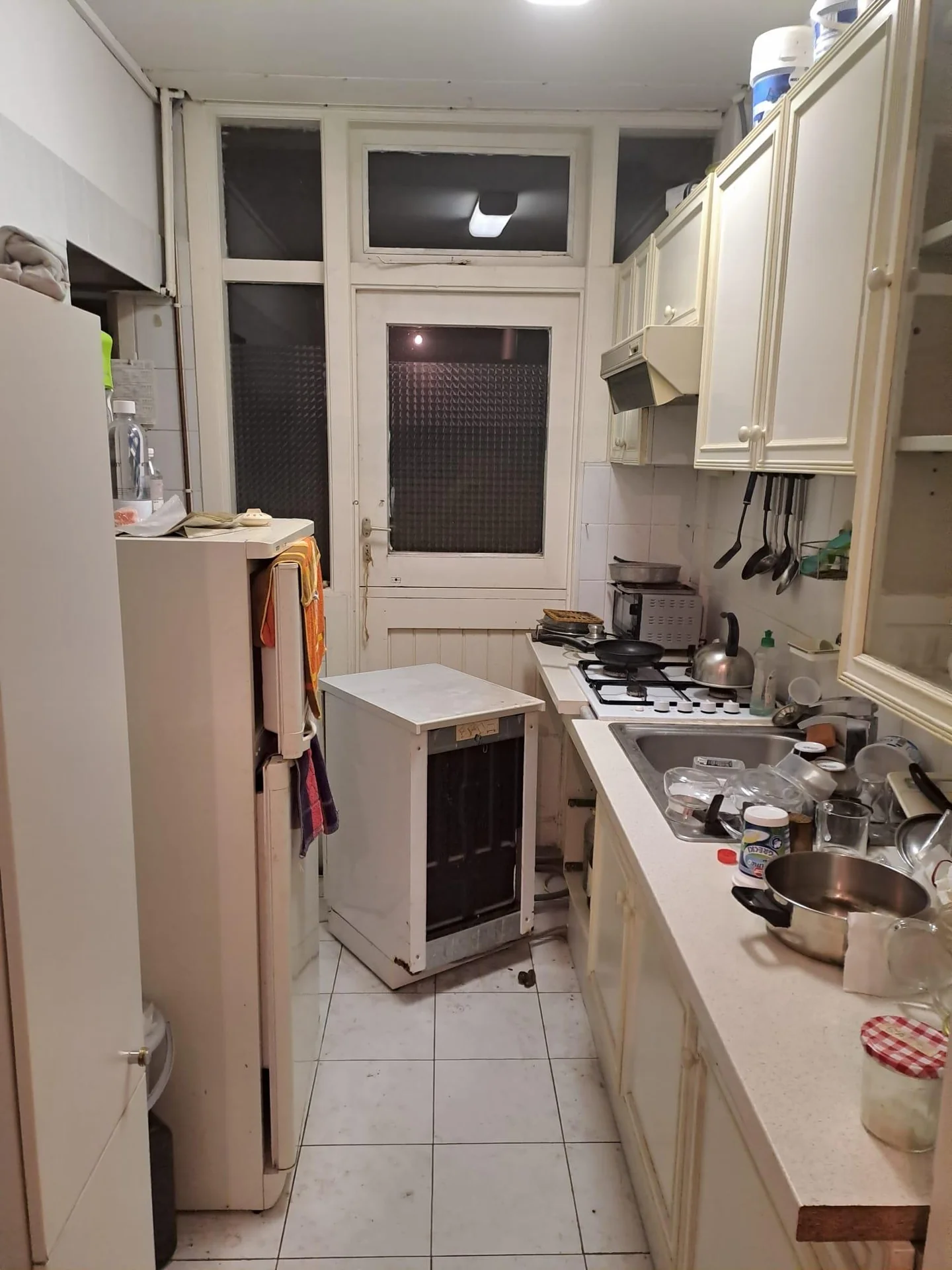 Foto van de Kamer gelegen aan de Jan ten Brinkstraat in Den Haag