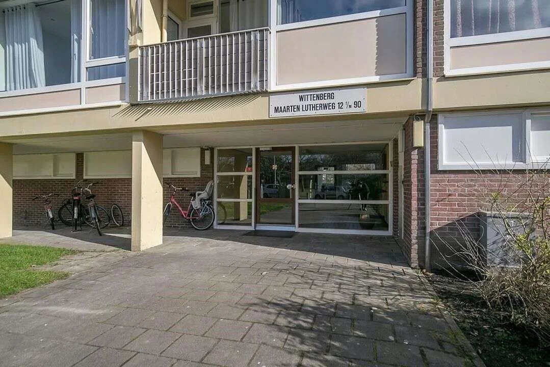 Foto van de Appartement gelegen aan de Maarten Lutherweg in Amstelveen