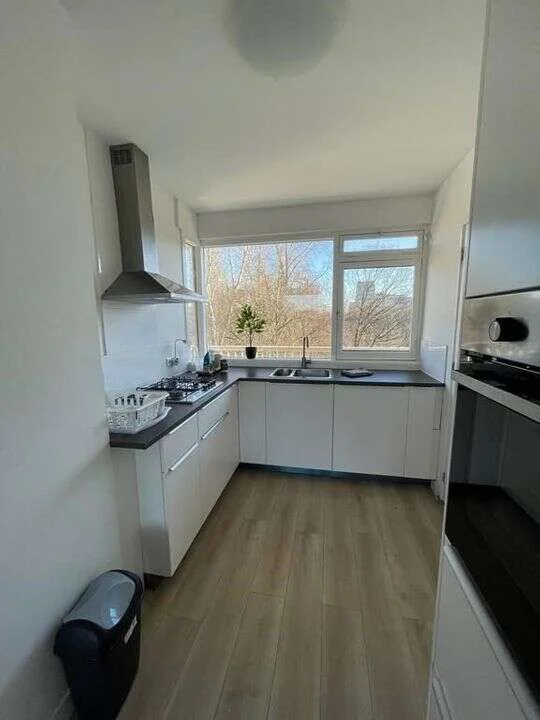 Foto van de Appartement gelegen aan de Maarten Lutherweg in Amstelveen