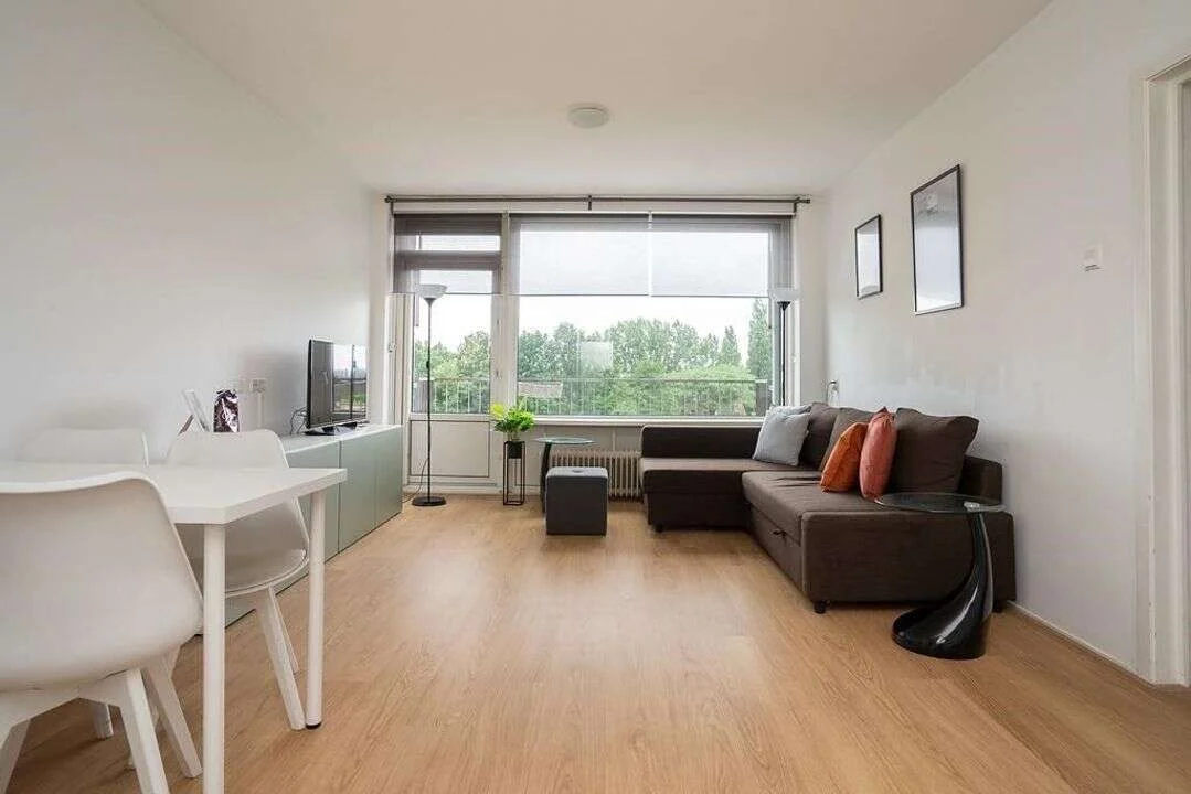 Foto van de Appartement gelegen aan de Mr. G. Groen van Prinstererlaan in Amstelveen