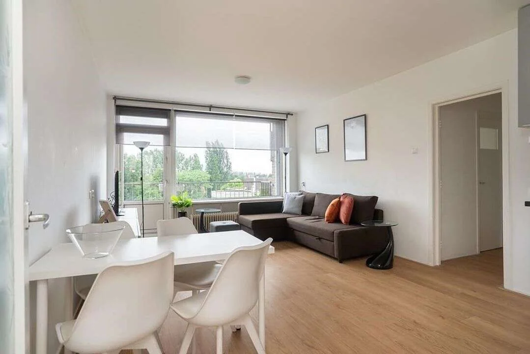 Foto van de Appartement gelegen aan de Mr. G. Groen van Prinstererlaan in Amstelveen