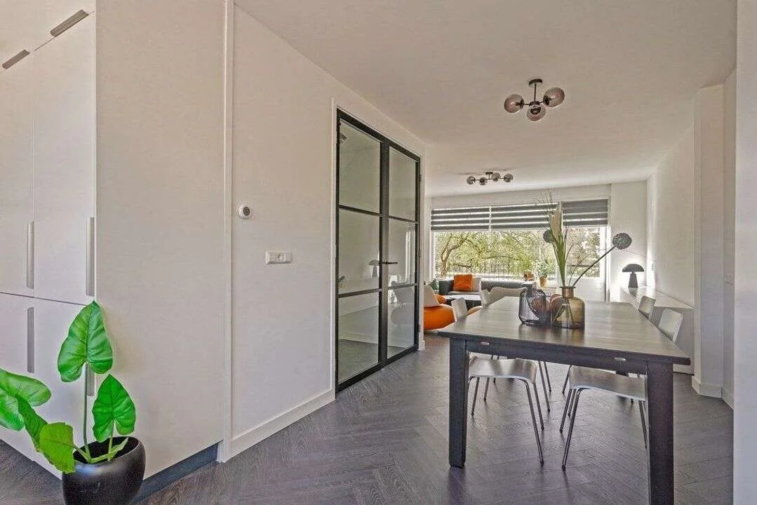 Foto van de Appartement gelegen aan de Alpen Rondweg in Amstelveen