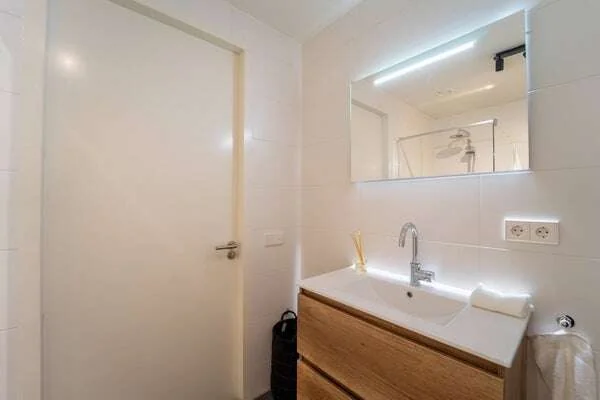 Foto van de Appartement gelegen aan de Burgemeester Rijnderslaan in Amstelveen