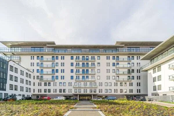 Foto van de Appartement gelegen aan de Burgemeester Rijnderslaan in Amstelveen