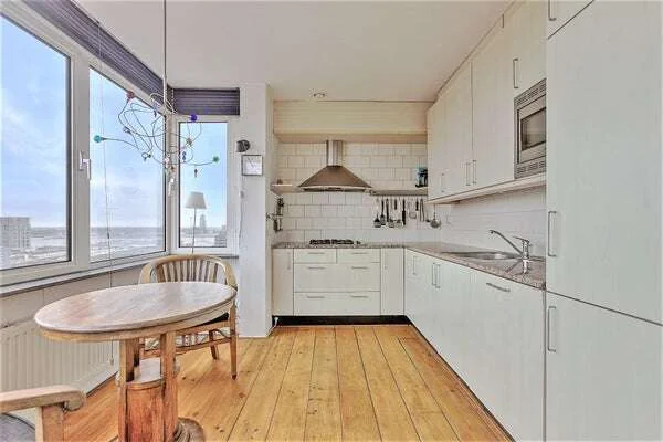Foto van de Appartement gelegen aan de C. van Eesterenlaan in Amsterdam