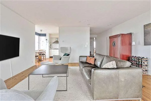 Foto van de Appartement gelegen aan de C. van Eesterenlaan in Amsterdam