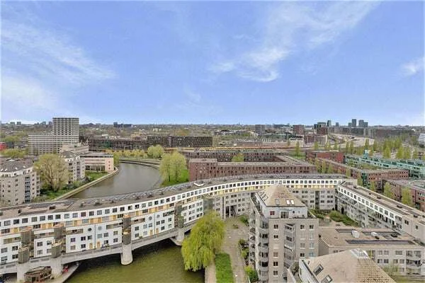 Foto van de Appartement gelegen aan de C. van Eesterenlaan in Amsterdam