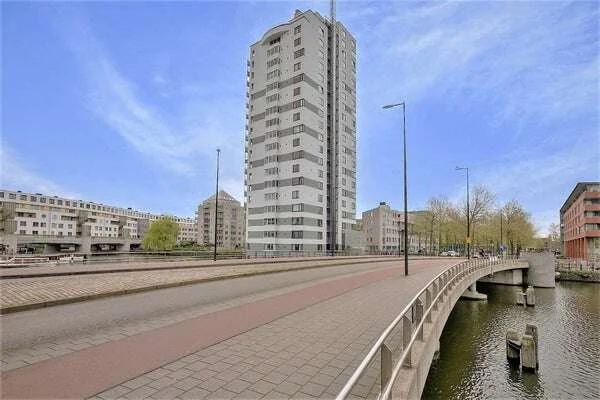 Foto van de Appartement gelegen aan de C. van Eesterenlaan in Amsterdam