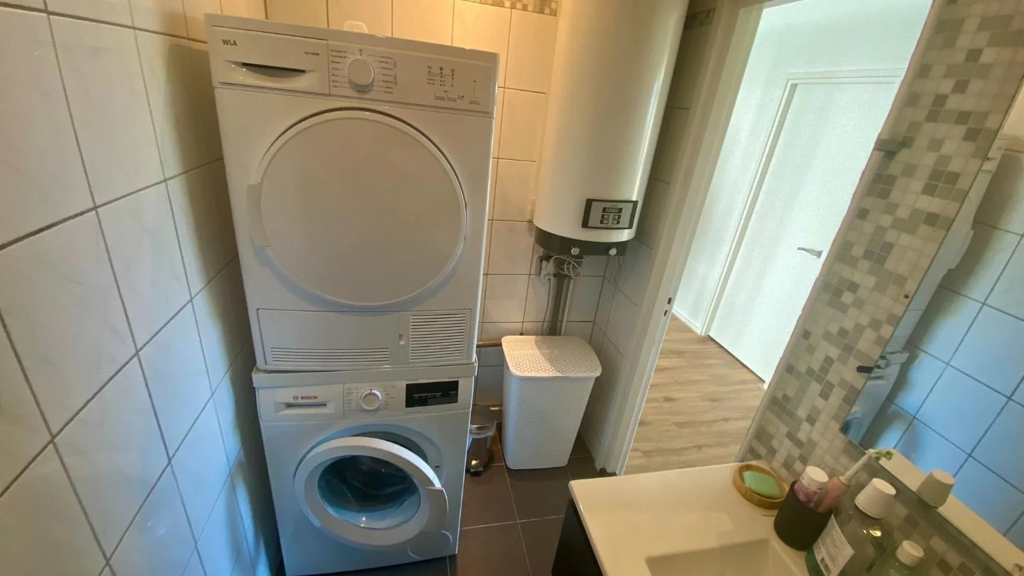 Foto van de Kamer gelegen aan de Burgemeester Caan van Necklaan in Leidschendam