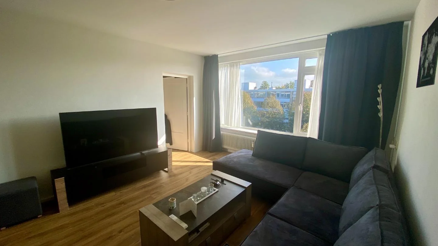 Foto van de Kamer gelegen aan de Burgemeester Caan van Necklaan in Leidschendam