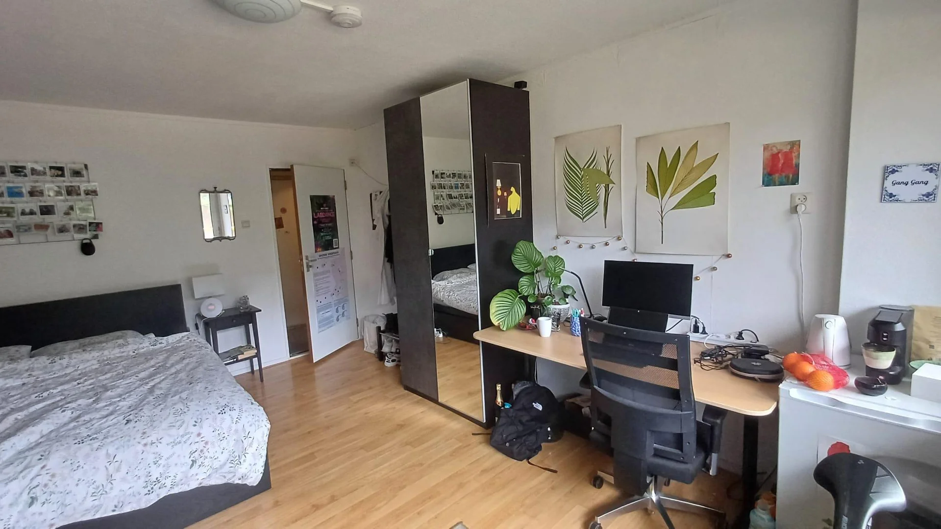 Foto van de Kamer gelegen aan de E. du Perronlaan in Delft