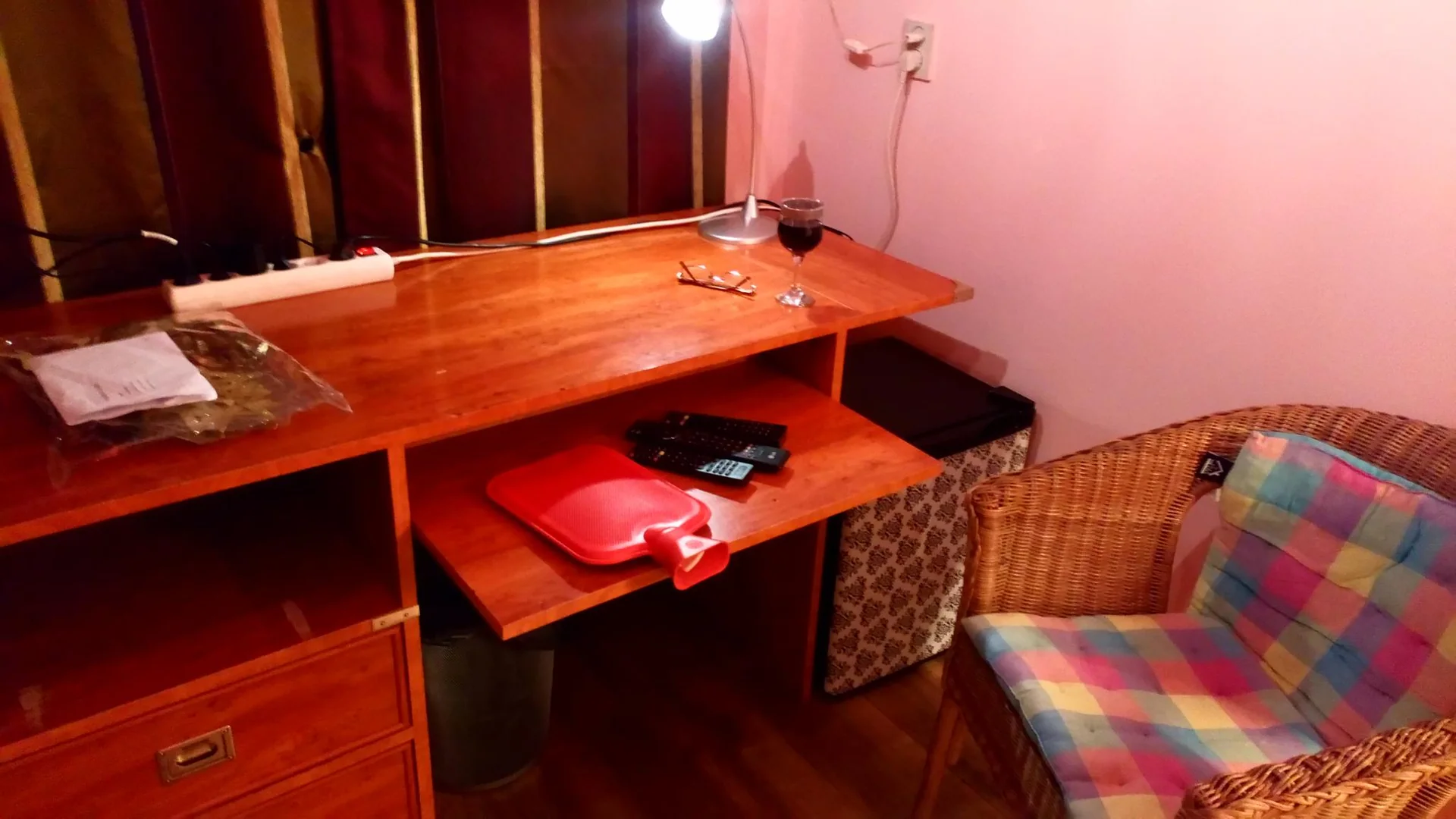 Foto van de Kamer gelegen aan de Ooststraat in Den Haag