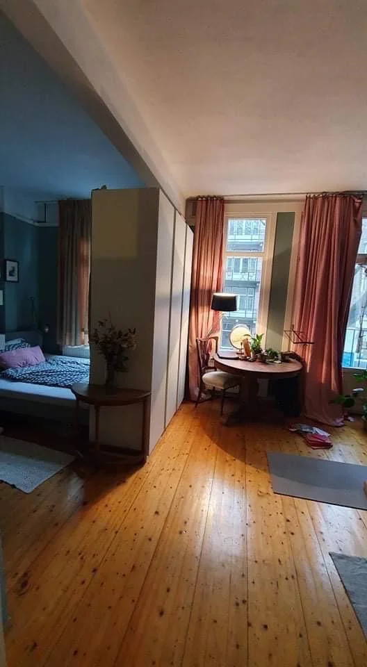Foto van de Kamer gelegen aan de Lomanstraat in Amsterdam