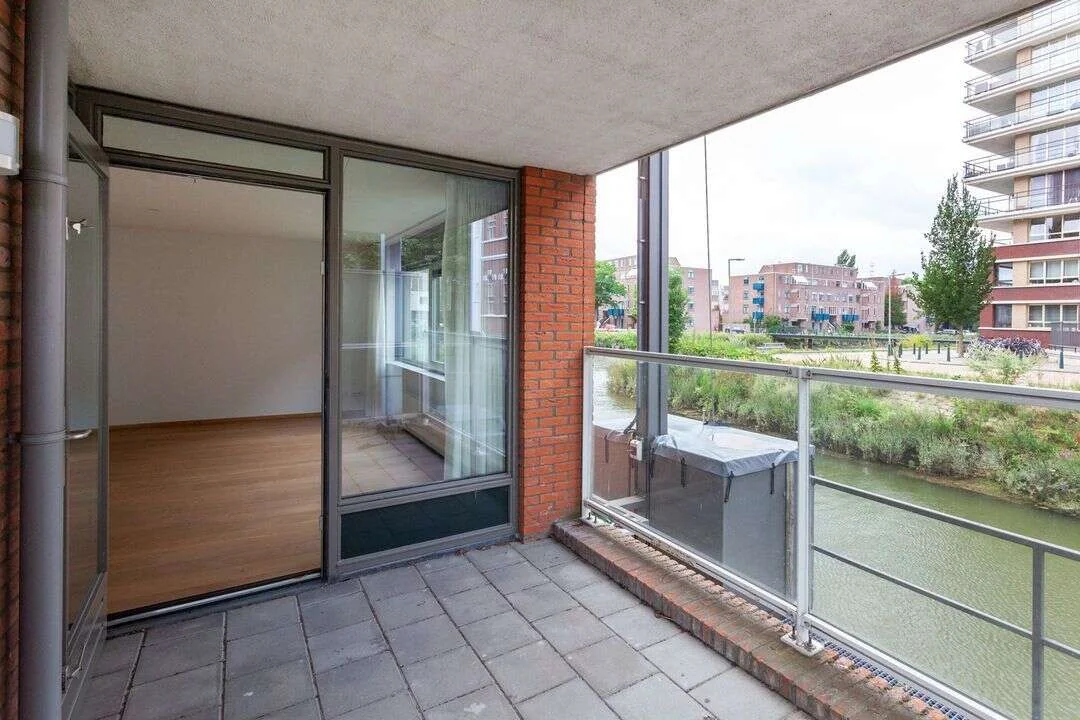Foto van de Appartement gelegen aan de Honingerdijk in Rotterdam