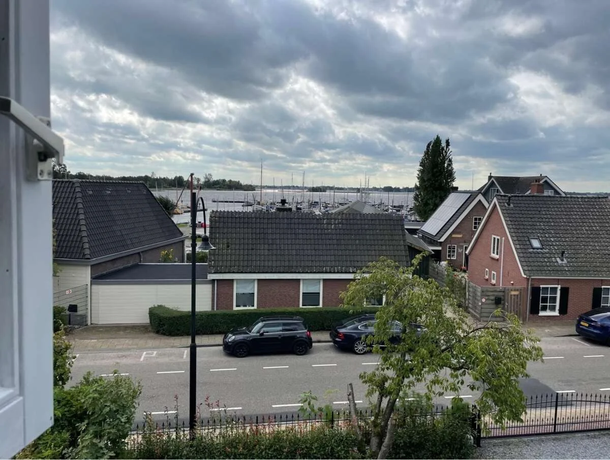 Foto van de Appartement gelegen aan de Oud-Loosdrechtsedijk in Loosdrecht