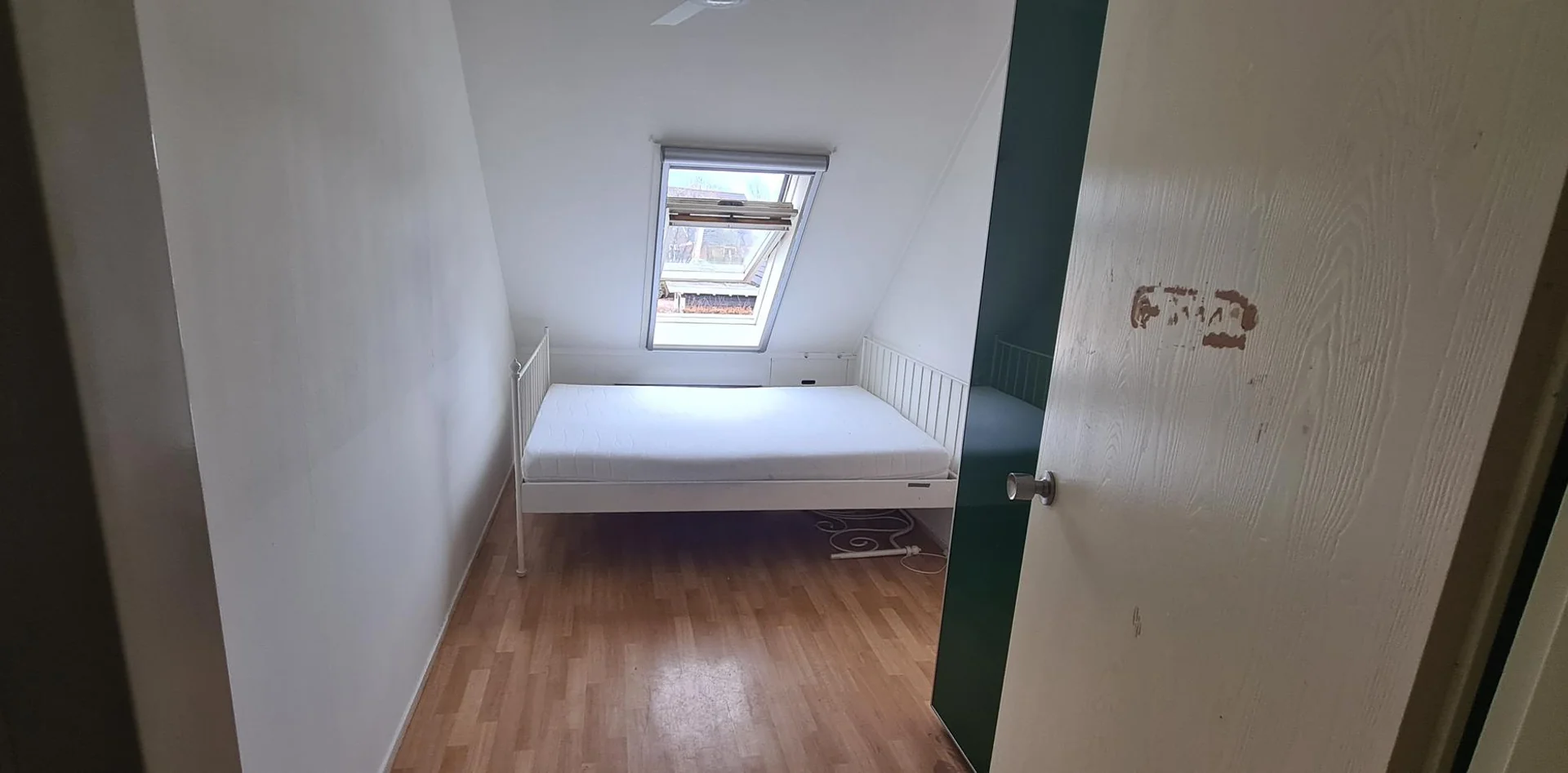 Foto van de Kamer gelegen aan de Mondriaanlaan in Lopik