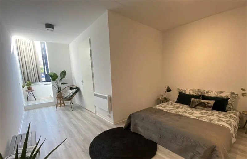 geblurde versie van de foto als achtergrond