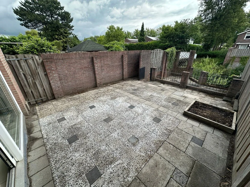 geblurde versie van de foto als achtergrond